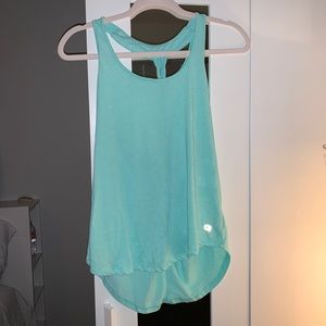 GapFit cool dry workout tank